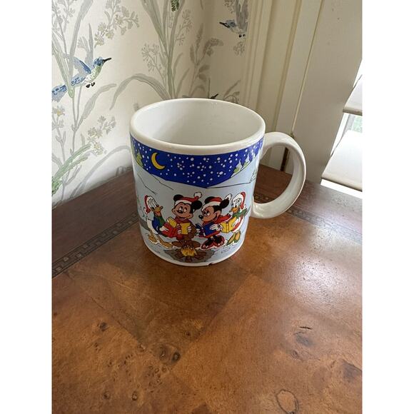 Vintage 1988 Applause Walt Disney Mickey Mouse Christmas Holiday Coffee Cup Mug - Picture 1 of 6